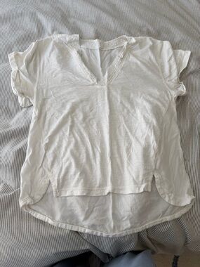 White V-Neck Short Sleeve Women's Tunic Top